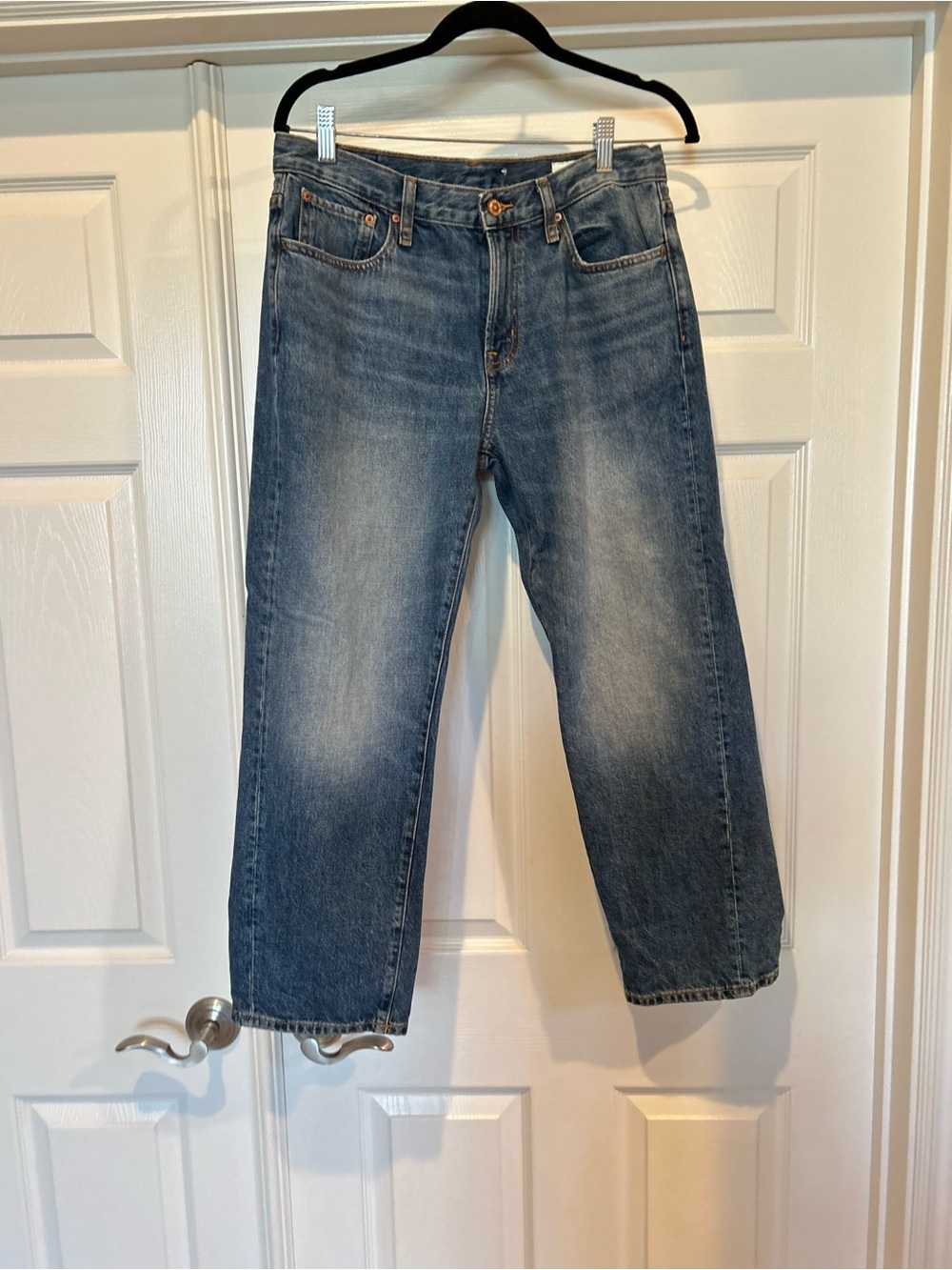 Zara oversized cropped jeans, EUC, size 6.